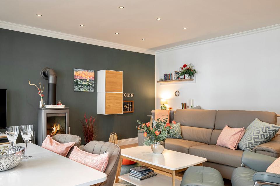 Thumbnail-Neu renovierte Ferienwohnung mit Pool und Kamin an der Seebrücke