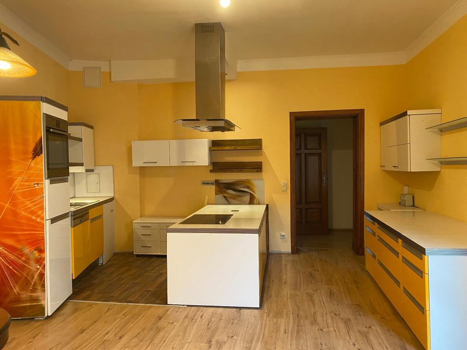 Thumbnail-stillvoll sanierte 4-Raum-Wohnung, 2 Bäder, Balkon,am Marktplatz