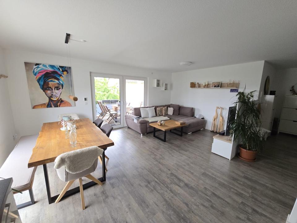 Thumbnail-Helle und moderne 3-Zimmer-Wohnung zu vermieten