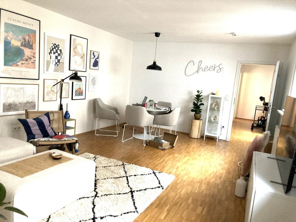 Thumbnail-AM Zentr.:Attraktive 2-Zimmerwohng.mit Balkon,EBK,1.OG,Stellplatz