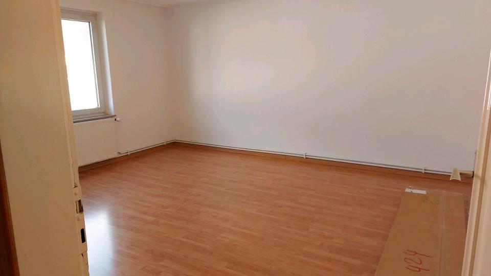 Thumbnail-Nachmieterin für mein WG Zimmer in Detmold