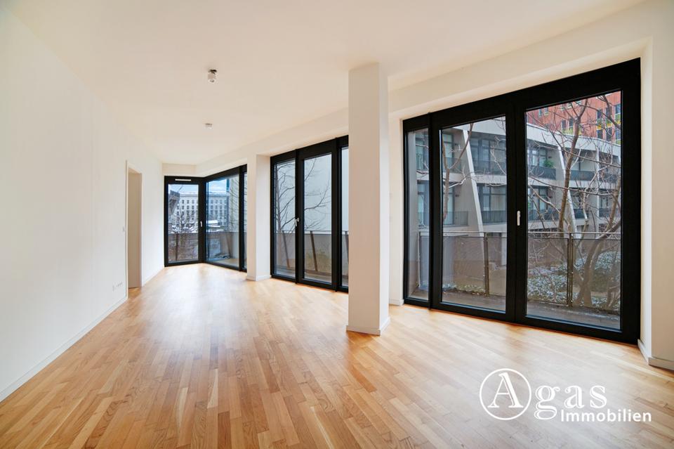 Thumbnail-Großzügig geschnittene 2 Zimmer Wohnung mit ca. 78m², EBK und Balkon in Mitte!
