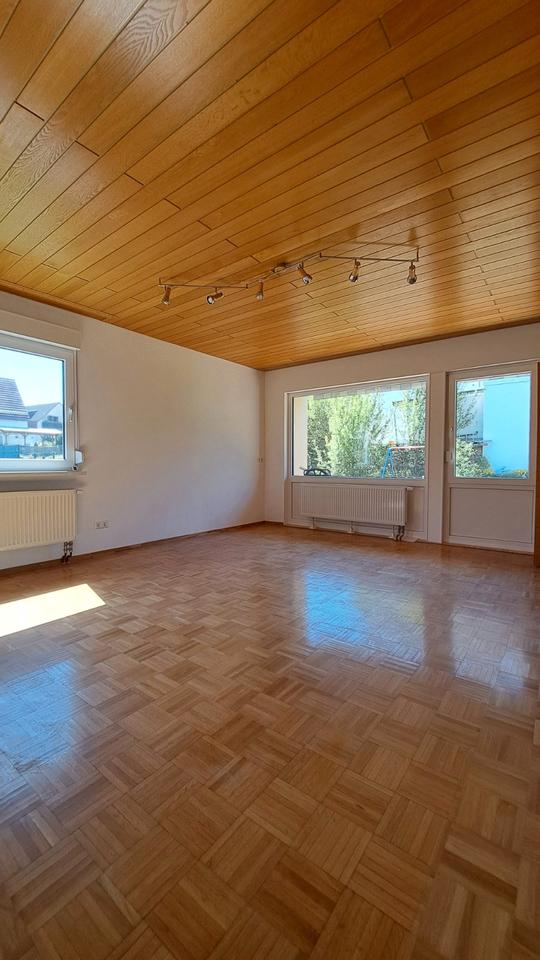 Thumbnail-Helle 5 Zimmer Maisonette Wohnung in ruhiger Lage