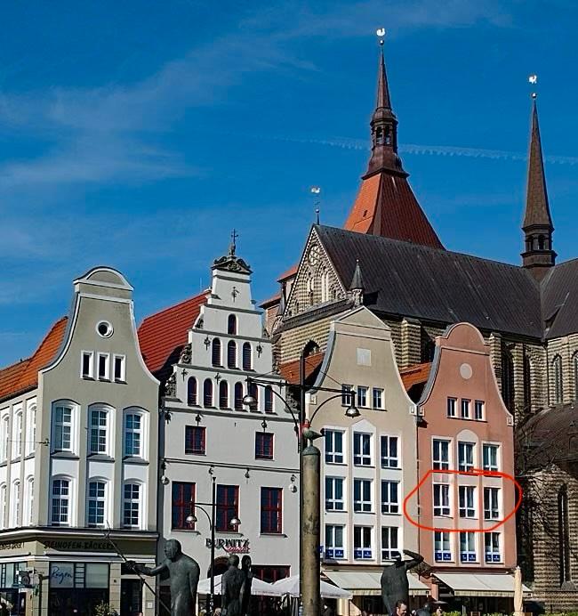 Thumbnail-2 Raum Wohnung am neuen Markt Rostock.