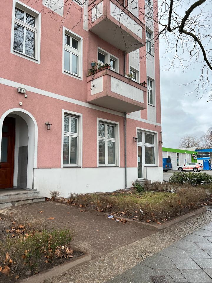 Thumbnail-Gepflegte Bürofläche in Reinickendorf