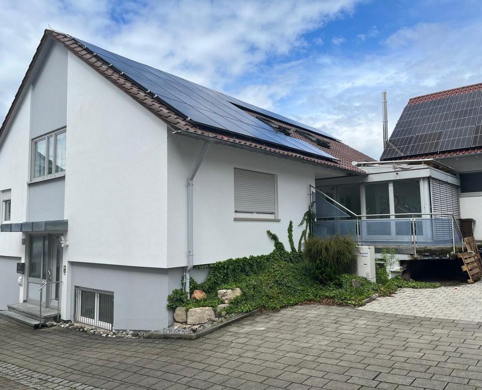 Thumbnail-Familien(t)raum in Rottenacker – Großzügige 5-Zimmer Wohnung