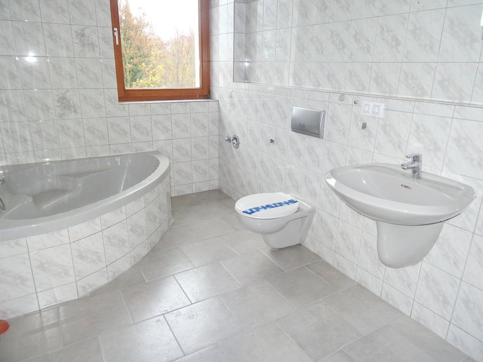 Thumbnail-Kleine 3 Zimmer Wohnung in Zwickau zu vermieten !