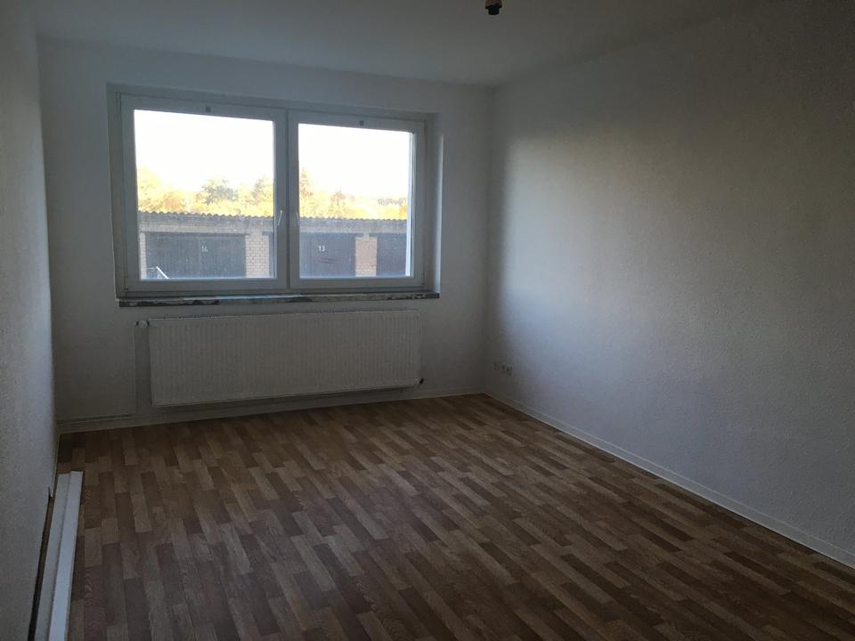 Thumbnail-3-Raumwohnung im gepflegten Mehrfamilienhaus in Weferlingen