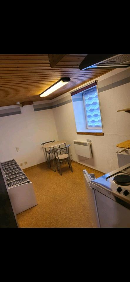 Thumbnail-Möbliertes 1-Zimmer-Apartment