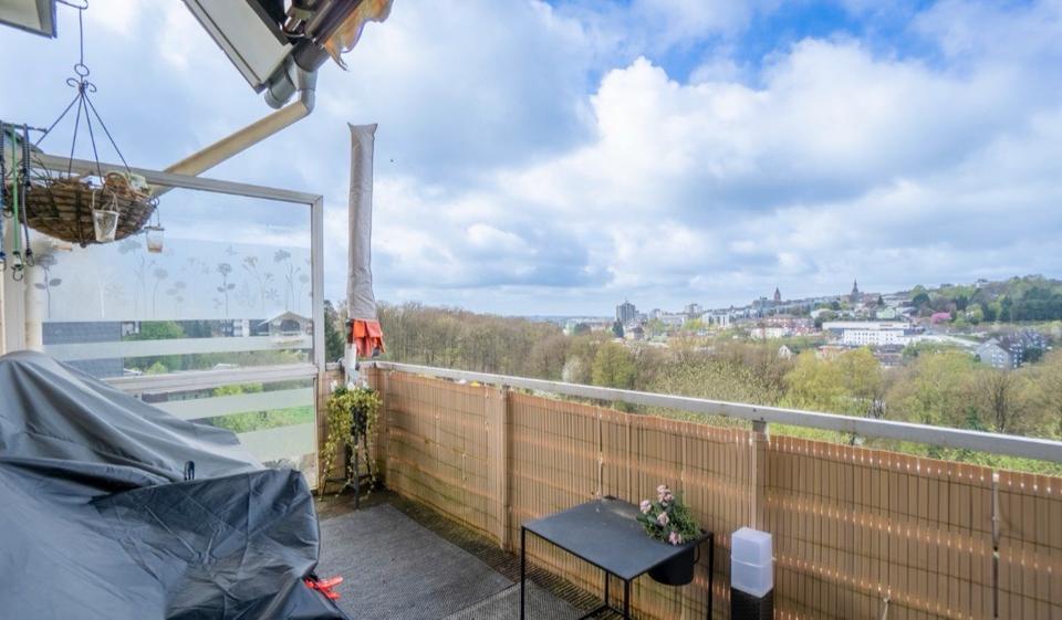 Thumbnail-Helle Wohnung mit Balkon in ruhiger Lage - Fichtenhöhe