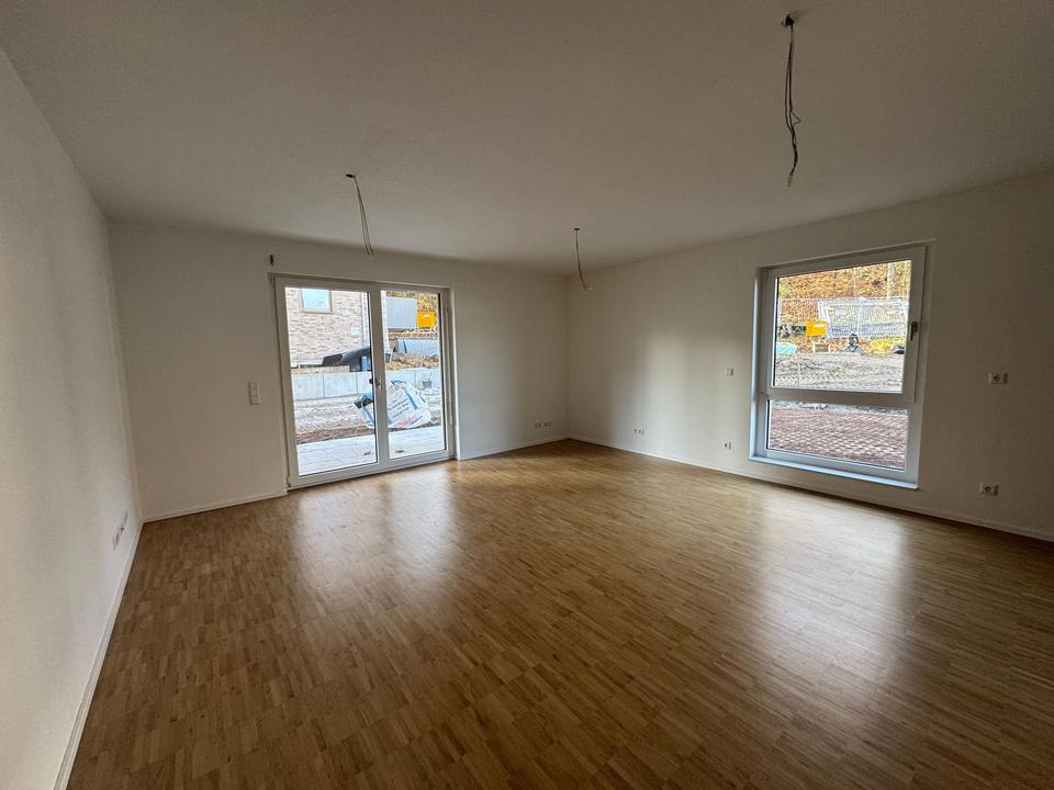 Thumbnail-Moderne Erdgeschosswohnung mit Terrasse