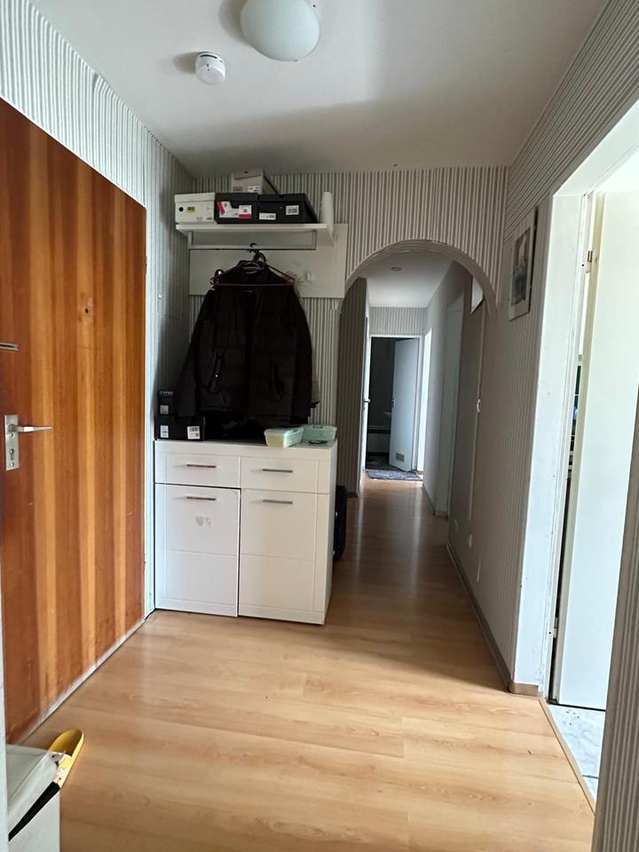 Thumbnail-PROVISIONSFREI—3-Zimmer Wohnung Mit Eigenenr Parkplatz