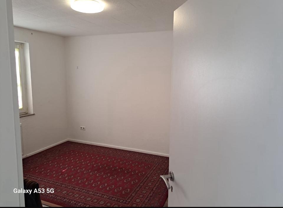 Thumbnail-Ein Zimmer Wohnung