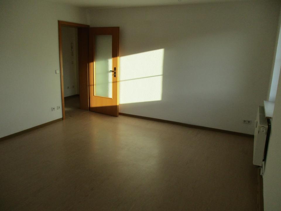 Thumbnail-2-Raum-Wohnung im Grünen, 51,10 m² Wohnfläche – Keller – Dachboden – PKW-Stellplatz