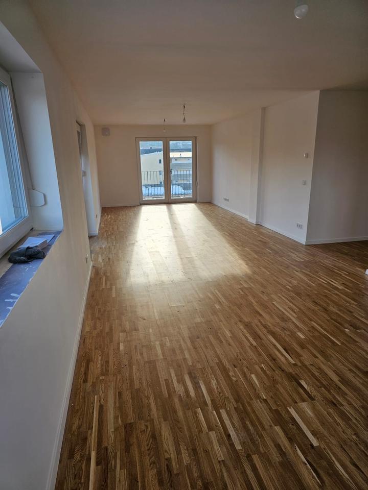 Thumbnail-Erstbezug KFW 55 Großzügige 4-Zimmer-Wohnung in Rottenburg