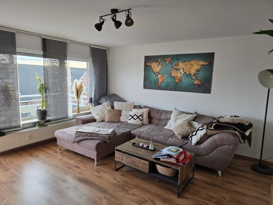 Thumbnail-Schöne 2,5-Zi-DG Whg. mit TG-Stellpl.