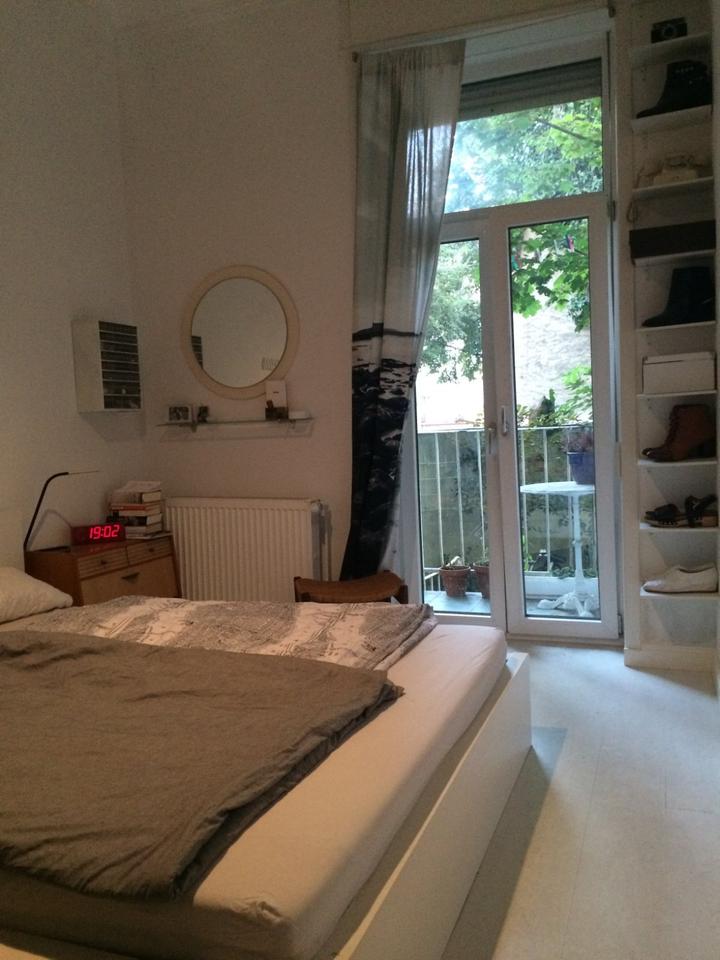 Thumbnail-Altbauwohnung 3 Zimmer und Balkon