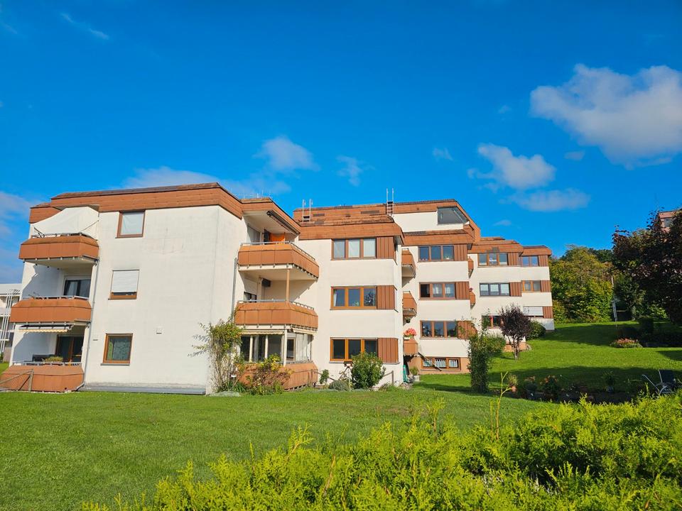 Thumbnail-Helle 2,5-Zimmer-Wohnung mit toller Aussicht in Oberteuringen
