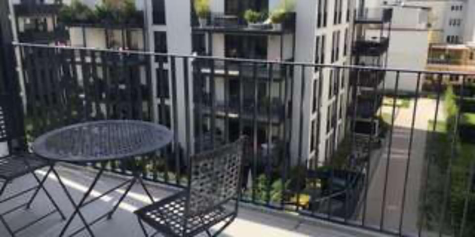 Thumbnail-Helle 2,5 Zimmer Wohnung mit Balkon+EBK Offenbach Westend Neubau