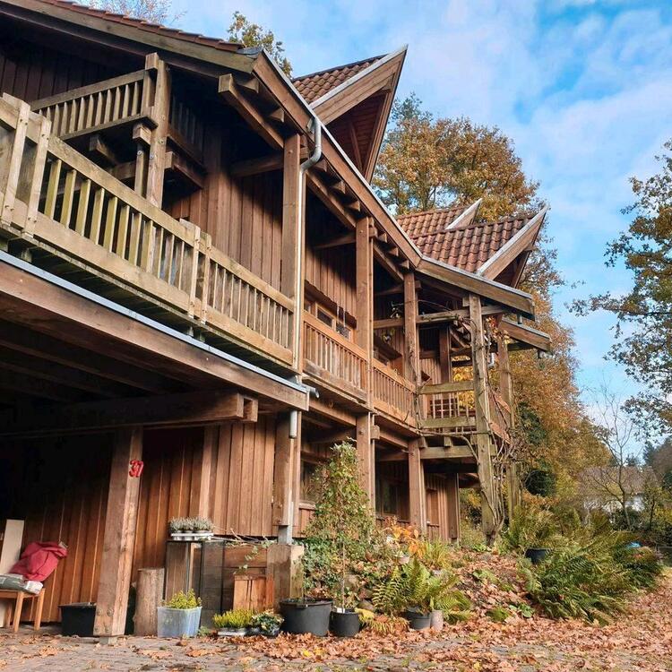 Thumbnail-Freistehendes Architektenhaus auf großem Grundstück in Otterberg