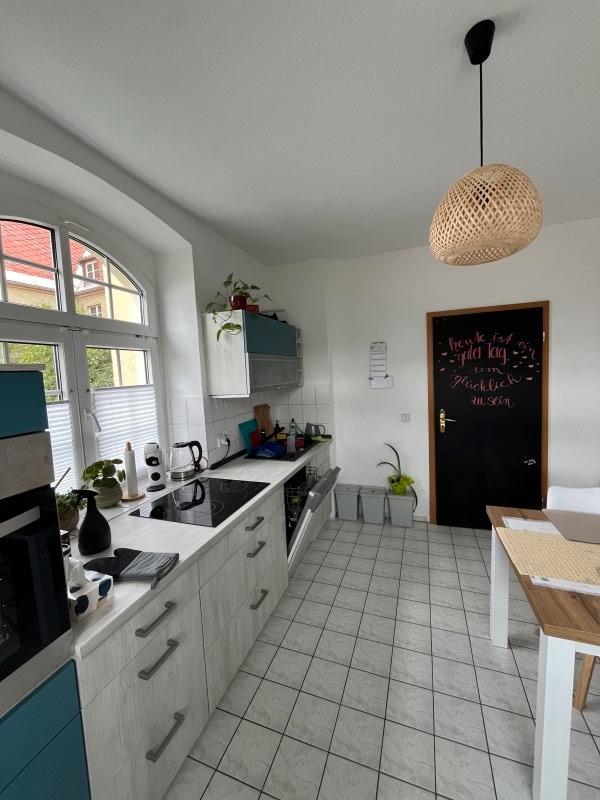 Thumbnail-Vollmöblierte 2-Zimmer-Wohnung mit LAMINAT, großer Küche und schönem Badezimmer zu vermieten!