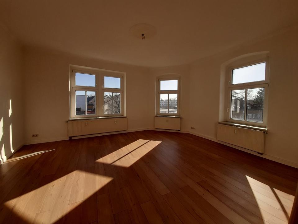 Thumbnail-Sonnendurchflutete Jugendstil-Altbauwohnung mit Gebirgsblick! Frisch renoviert!