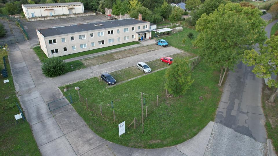 Thumbnail-Büro- und Verwaltungsgebäude mit großzügigem Grundstück