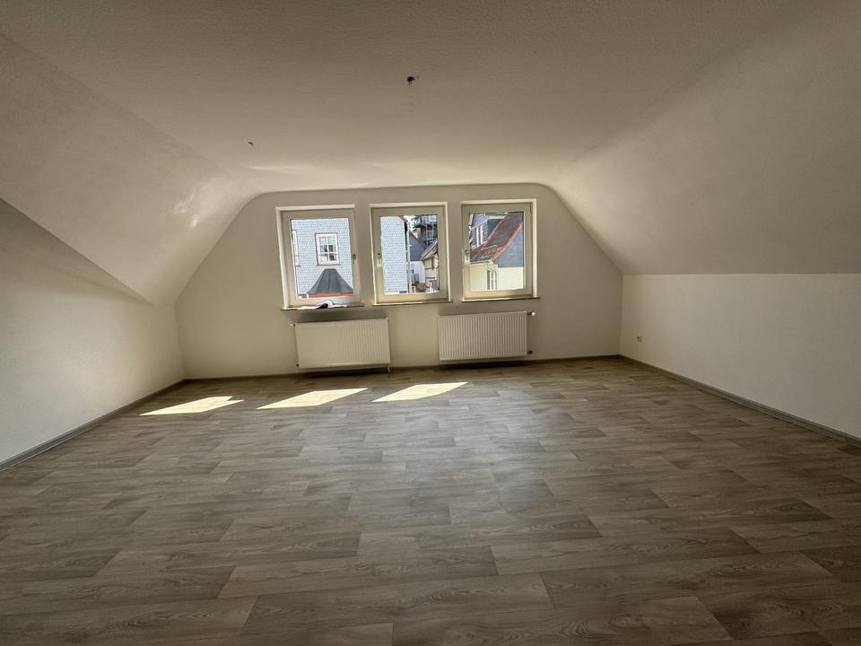 Thumbnail-Geräumige und helle 3 ZKB Erstbezug nach Sanierung in Homberg Ohm