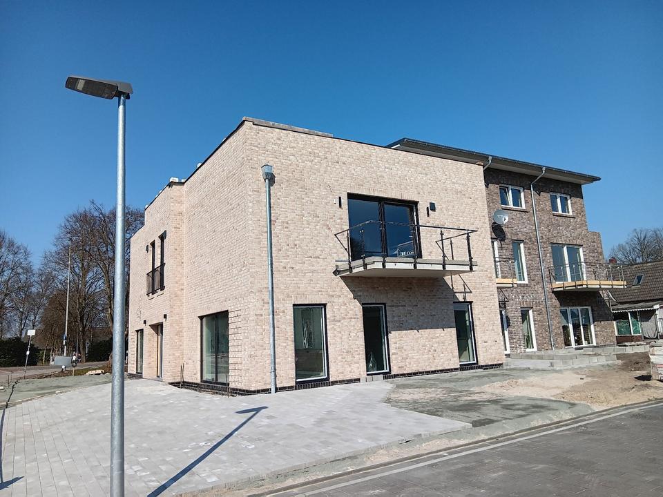 Thumbnail-Gr. Penthouse-Whg. mit riesiger Dachterrasse (ca. 140qm)!!