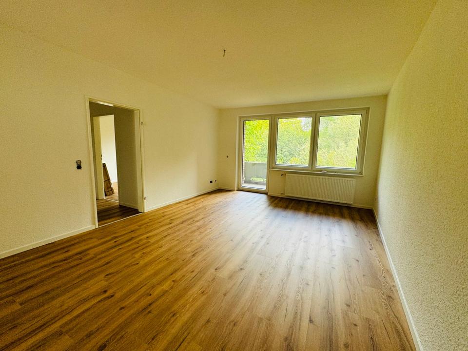 Thumbnail-2,5 Zimmer Wohnung zur Miete