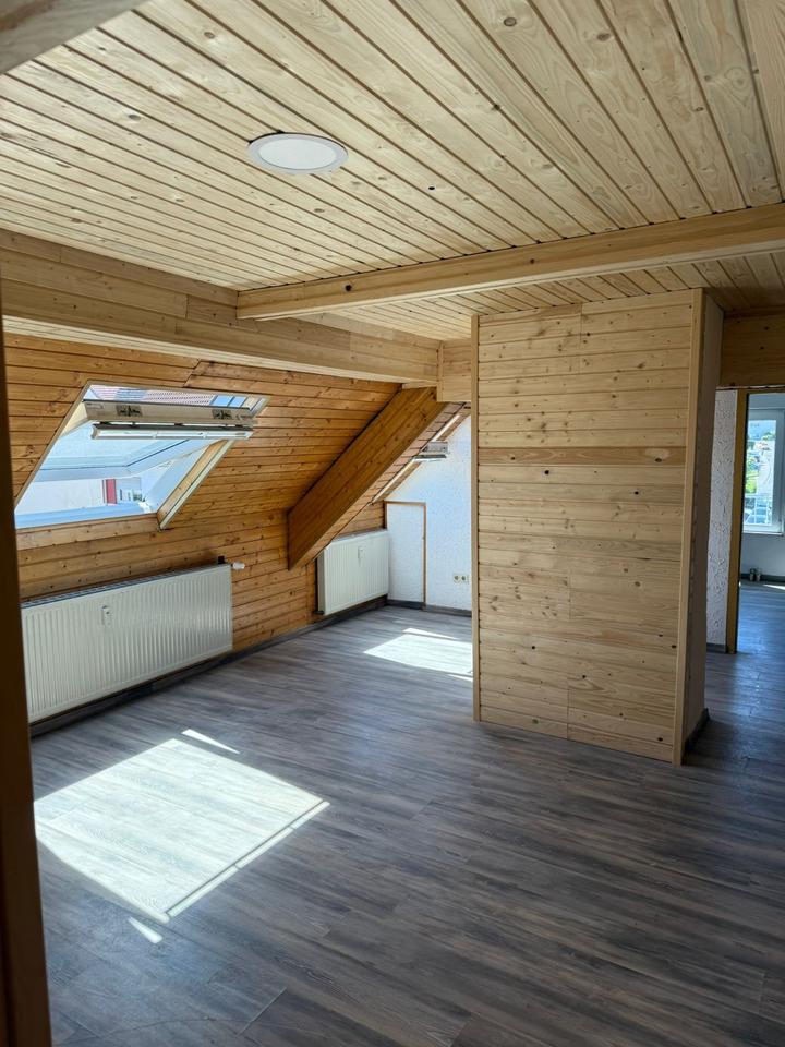 Thumbnail-Helle Dachgeschosswohnung – 60 m², 3 Zimmer