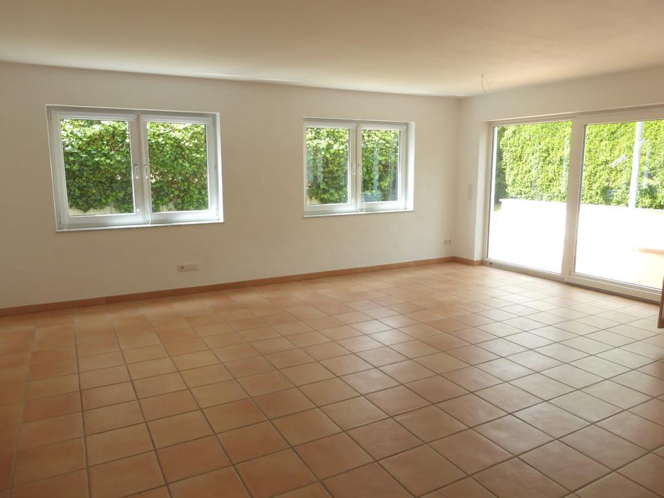 Thumbnail-3-Raum UG-Wohnung mit gehobener Innenausstattung