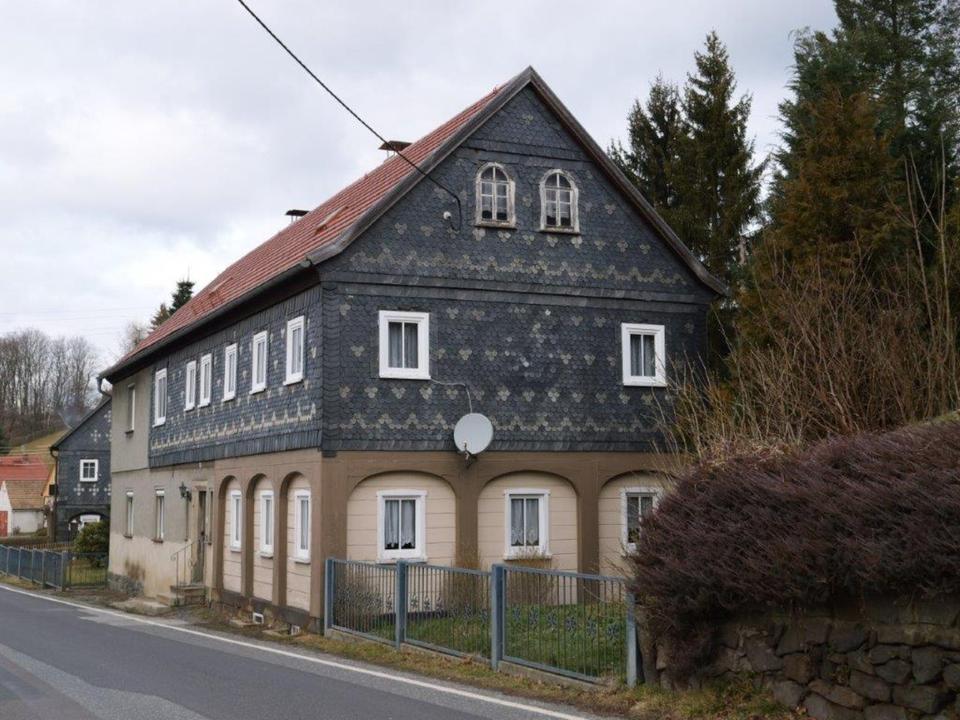 Thumbnail-Ein- bis Zweifamilienhaus