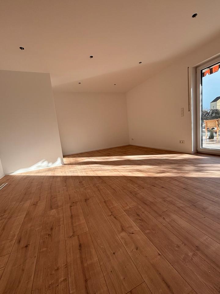 Thumbnail-Erstbezug nach Sanierung: 106 m² EG-Wohnung mit Terrasse &Garten