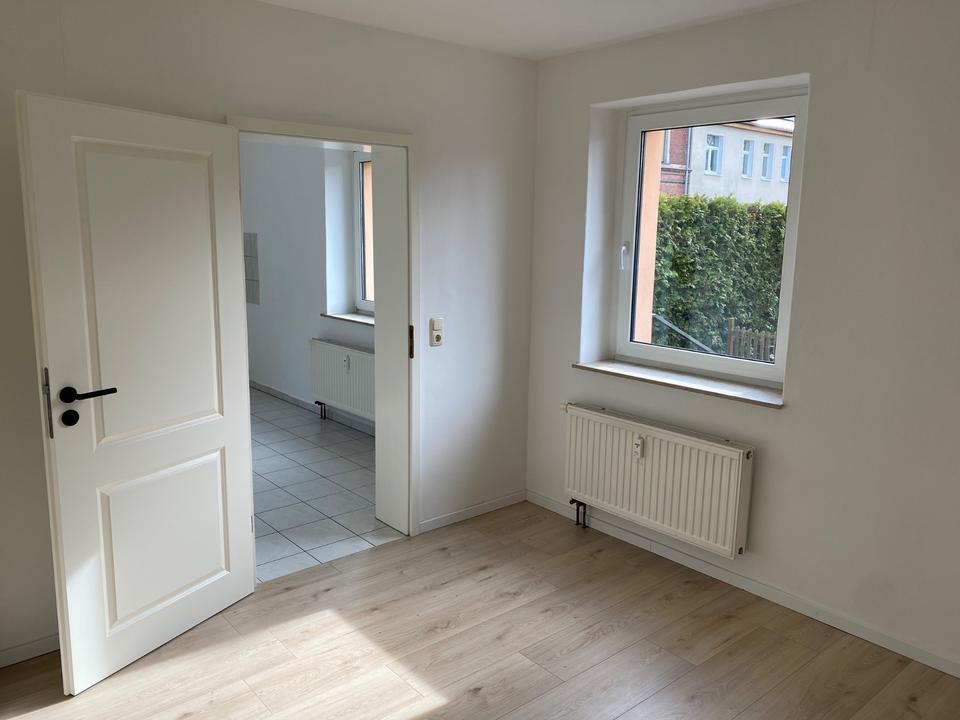 Thumbnail-3-Raum Erdgeschosswohnung in zentraler Lage von NeukirchenPleiße