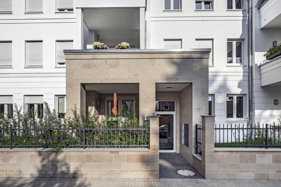 Thumbnail-Bei VIVAWEST die Sonnenstrahlen auf dem eigenen Balkon genießen.