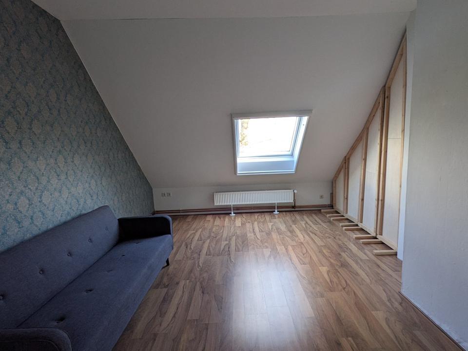 Thumbnail-Zimmer in Berufstätigen-WG frei