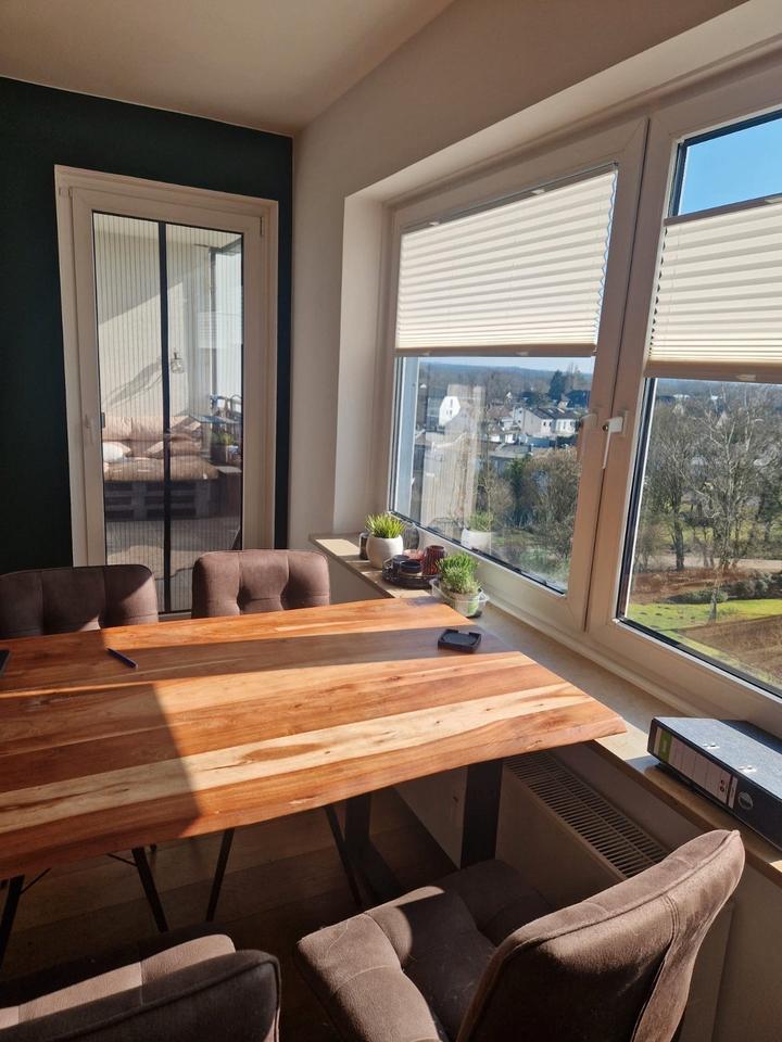 Thumbnail-Moderne 4-Zimmer Wohnung mit Balkon im 5. OG in Unterfeldhaus