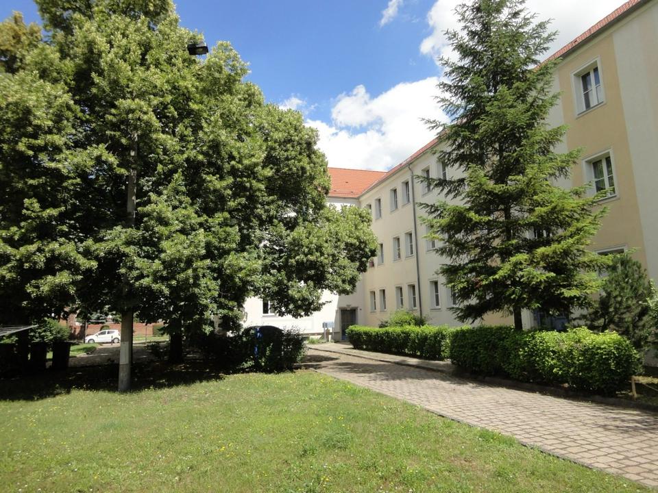 Thumbnail-geräumige 2-Zimmer Wohnung in Weißenfels Nord