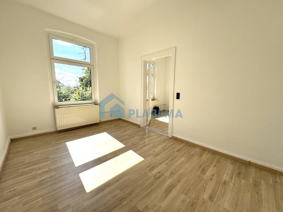 Thumbnail-Moderne 2- Zimmer- Wohnung mit Einbauküche in zentraler Lage zu vermieten