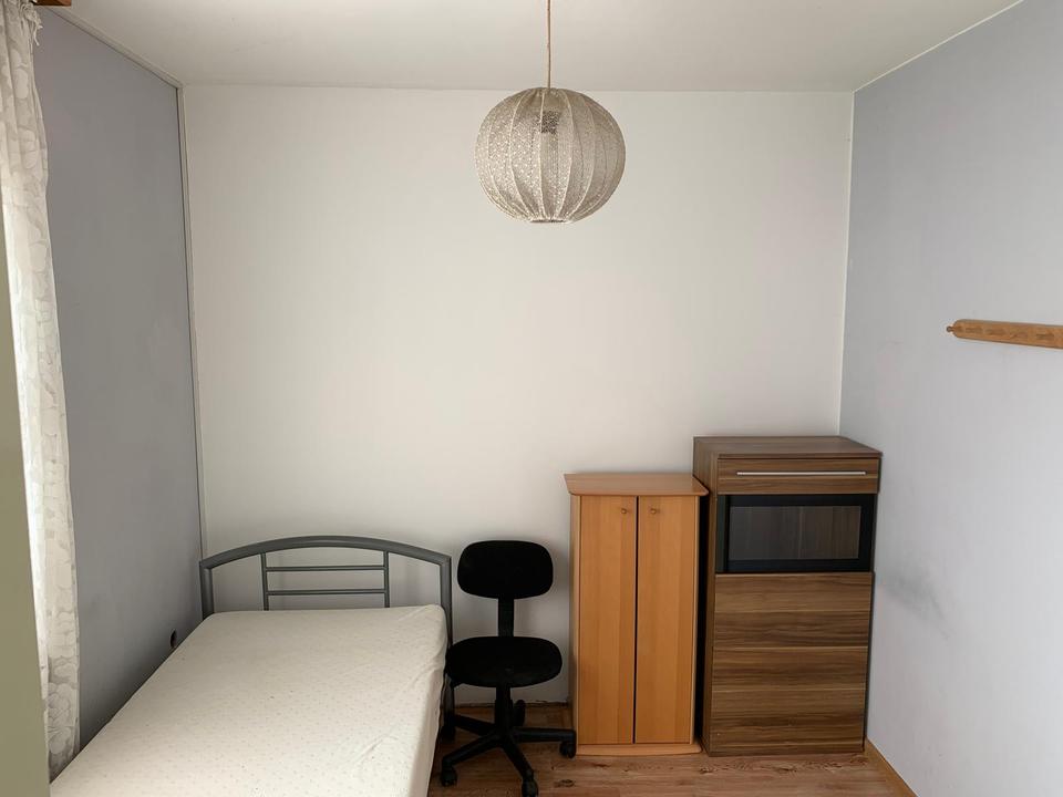Thumbnail-Großzügiges Zimmer mit ca. 22 m²