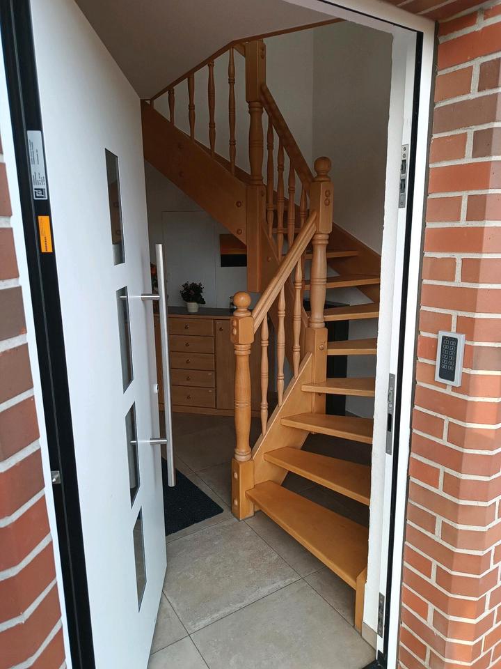 Thumbnail-Wohnung OG,145m2,Aussenbereich, Garten 5Zimmer Küche,HWR,BAD,G WC