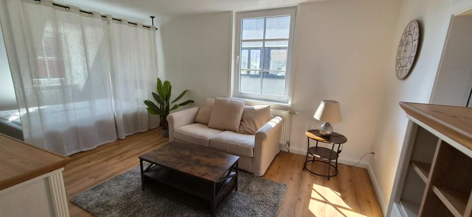 Thumbnail-1ZKB Wohnung Detmold Stadt, saniert, voll möbliert, Parkplatz