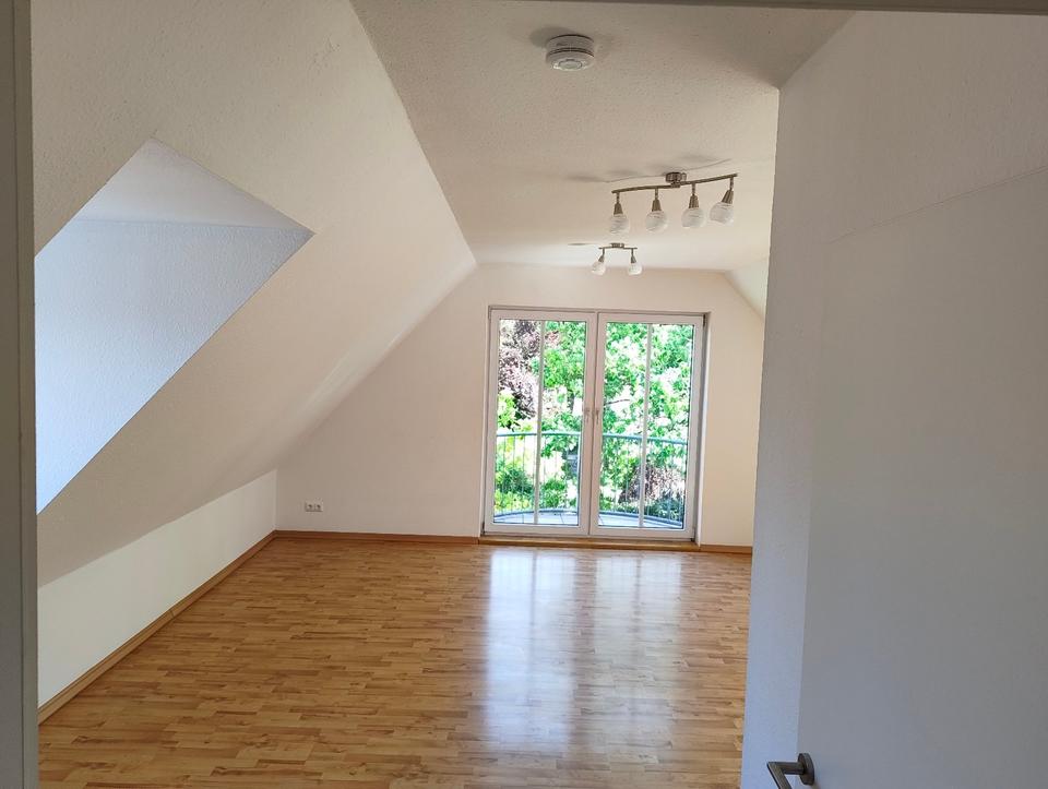 Thumbnail-1,5-Zimmer-Dachgeschosswohnung in Bürgerfelde