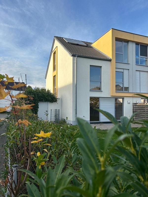 Thumbnail-Doppelhaushälfte in Düsseldorf-Vennhausen - Wentzel Dr.