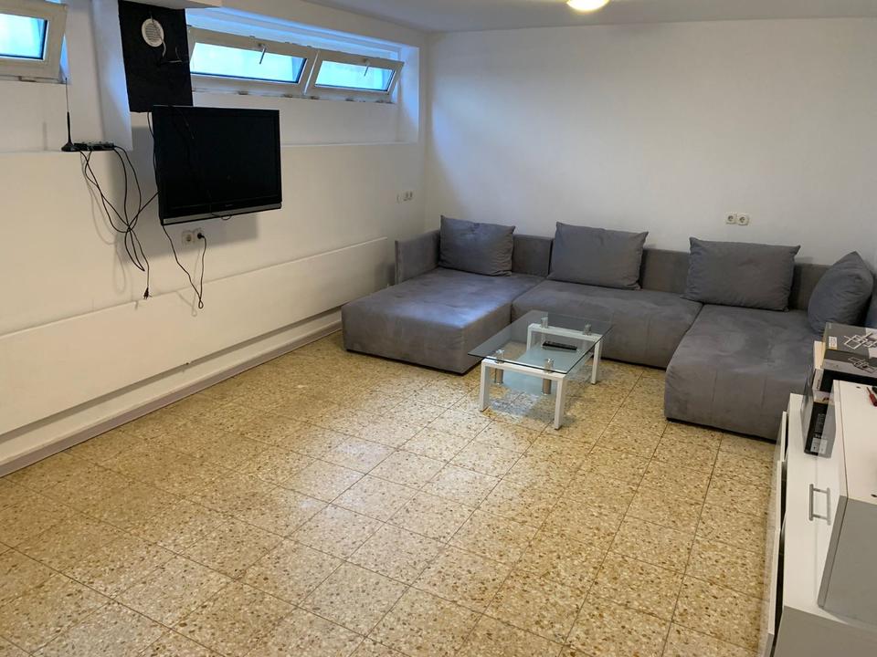 Thumbnail-Teil Möbilisierte 2 -Zimmer Wohnung ( im Kellergeschoss ) von Privat zu vermieten