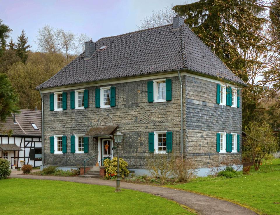 Thumbnail-Tolle Wohnung im grossen Anwesen