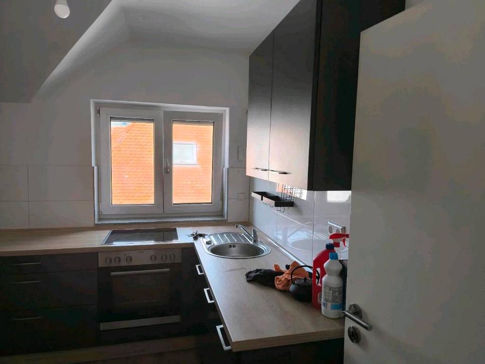 Thumbnail-Zur Miete 3 Zimmer 83m2 Dahwohnung mit Einbauküche in Sandhausen