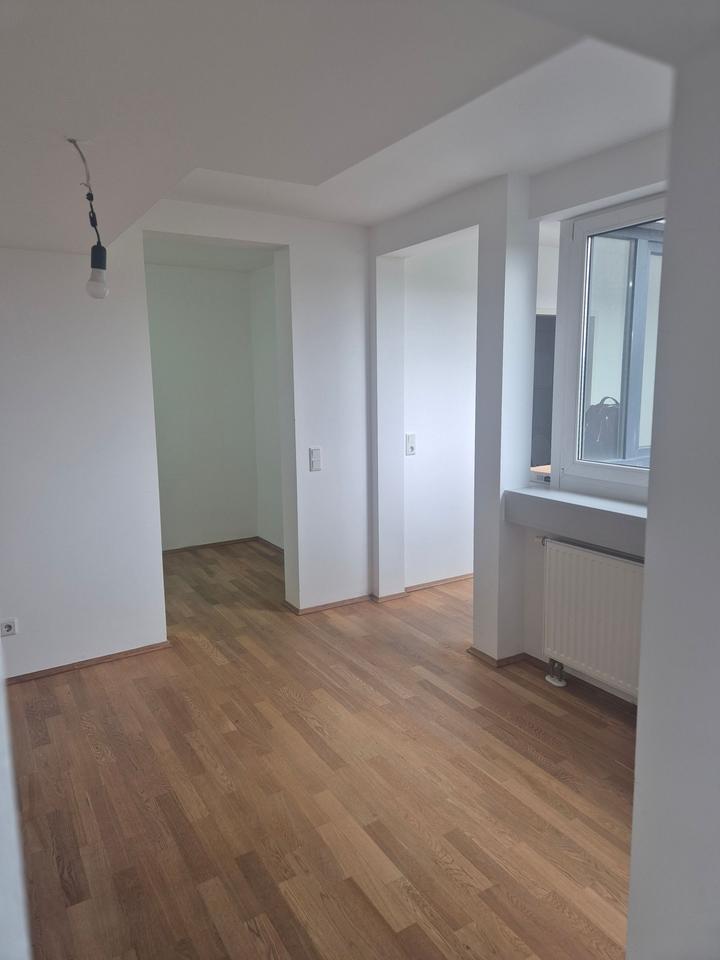 Thumbnail-Helle 3,5-Zimmer-Wohnung mit Balkon in Frankfurt am Main