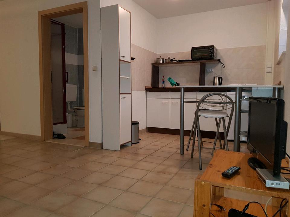 Thumbnail-1 Zi. Souterrain